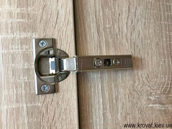 шкаф трехдверный распашной на заказ шкаф трехдверный распашной на заказ