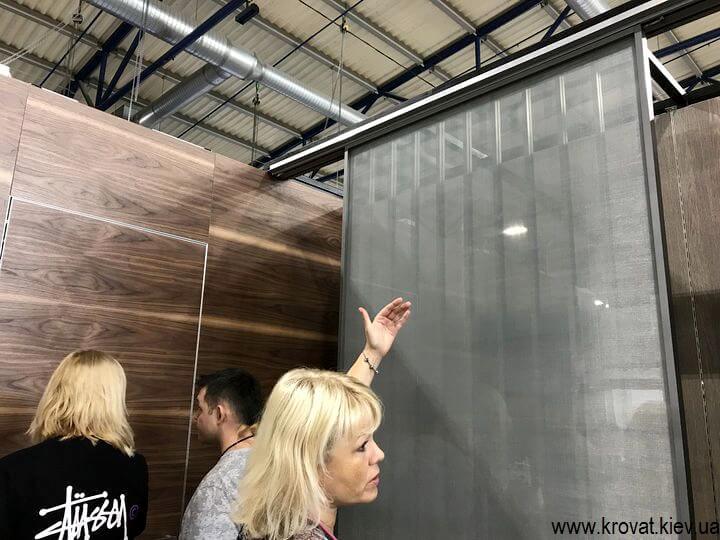 підвісні двері без нижньої рейки підвісні двері без нижньої рейки
